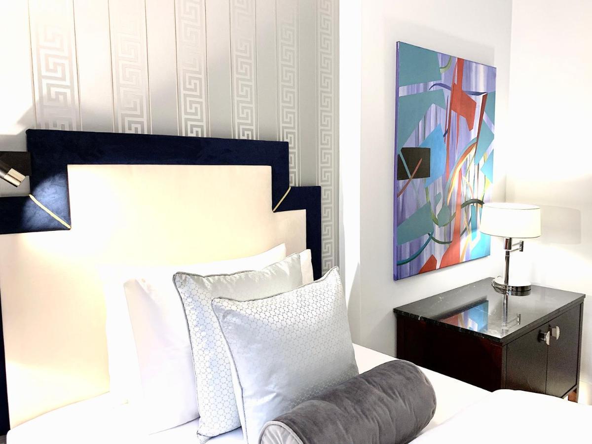 Luxury Suites & Apartments Mondrian Market Square II Varsavia Esterno foto